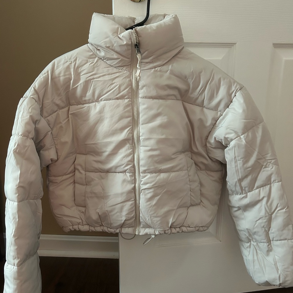 NWT Divided Women's Cropped Puffer Jacket -